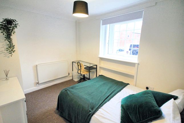 End terrace house to rent in Toftes Place, Norwich