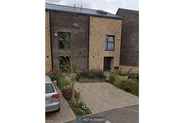 Thumbnail Terraced house to rent in Festival Court, Glasgow