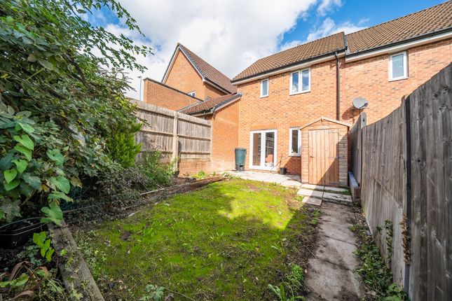 8 Sawyer Close, Tidworth photo 4