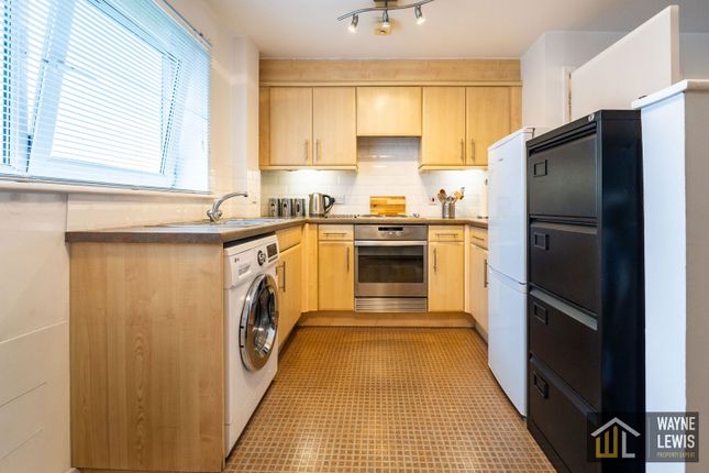 25, Jim Driscoll Way, Cardiff photo 4