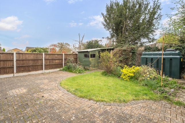 12, Mortlake Drive, Worcester photo 3