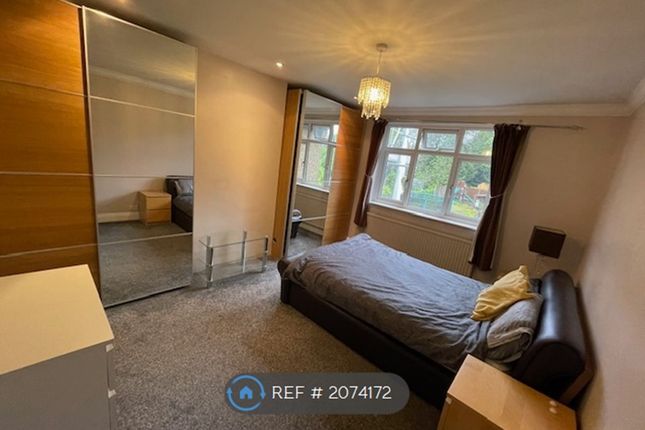 Thumbnail Room to rent in Orchard Drive, Watford