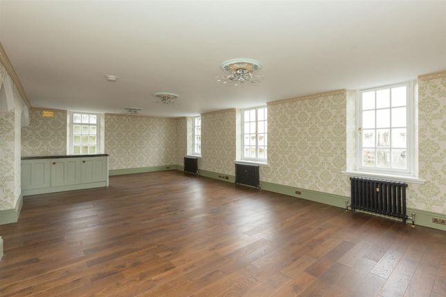 Thumbnail Flat for sale in Canterbury Road, Westgate-On-Sea