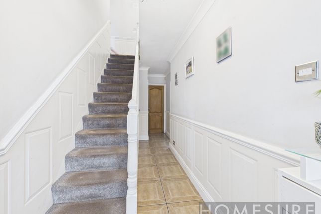 6, Kents Bank, Merseyside photo 2