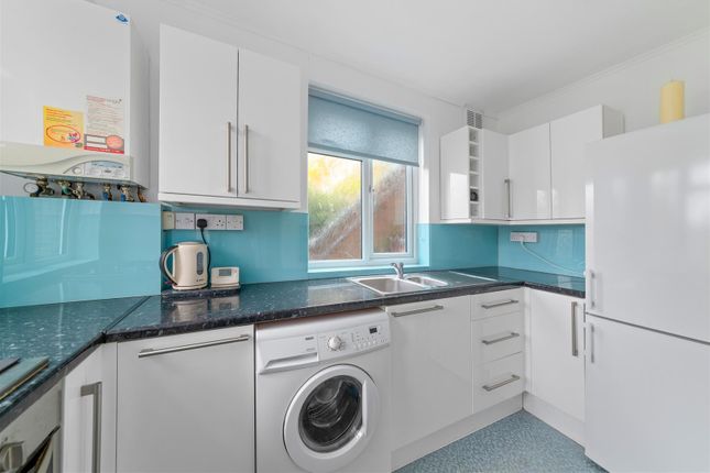 19, Epsom Road, Morden photo 2