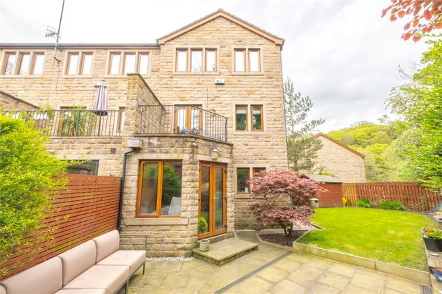 12, Old Mill Lane, Holmfirth photo 4