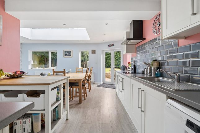 22, Pond Lane, Gerrards Cross photo 4
