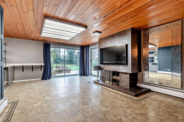 Living/Games Room