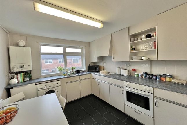 10, Rowan Court, Darlington photo 3