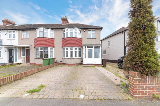 Property for sale in Marlow Drive, Cheam