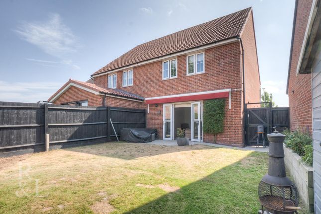 65, Harvest Drive, Nottingham photo 2