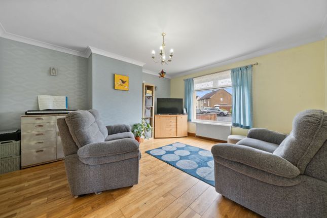 18, Broomage Avenue, Larbert photo 5