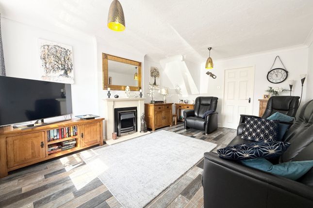 39, Riversleigh Drive, Stourbridge photo 5