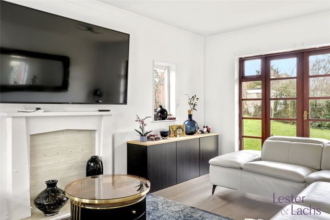 11, Dacre Close, Chigwell photo 4