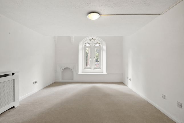 Thumbnail Flat to rent in Mayfield Road, Crouch End, London