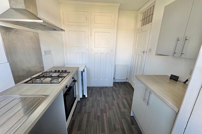 Flat 3 Davigdor Court, Hove photo 2