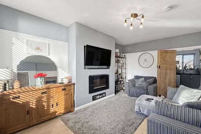 4, Hazel Grove, Stoke-on-Trent photo 4