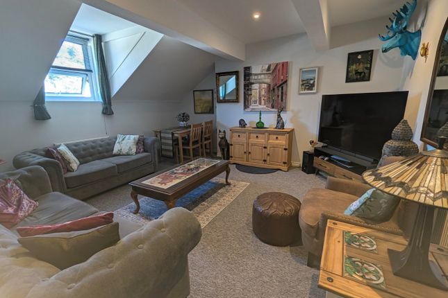 Flat 4, 11, Maison Dieu Road, Kent photo 2
