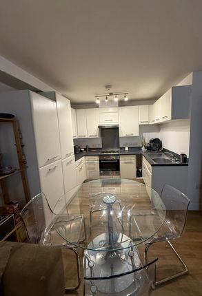Flat 13, 378, Clapham Road, London photo 4