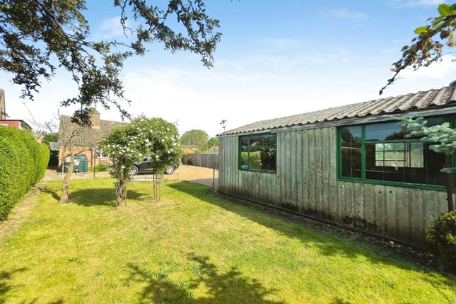 15, Church Lane, Northwold photo 2