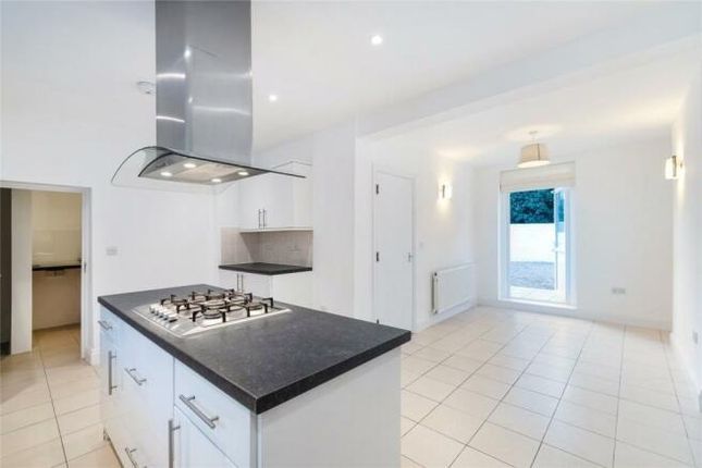 Terraced house to rent in Richmond Way, Shepherds Bush