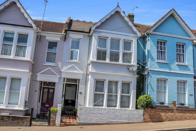 Flat for sale in Holland Road, Westcliff-On-Sea
