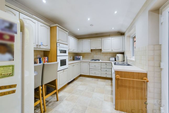 Detached house for sale in Lashmere, Copthorne