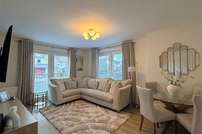 24 Westfarm Court, Glasgow photo 4