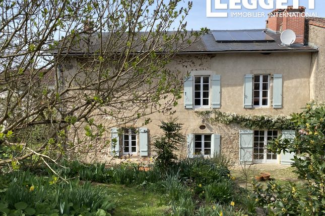 Thumbnail Villa for sale in Saint-Maurice-Des-Lions, Charente, Nouvelle-Aquitaine
