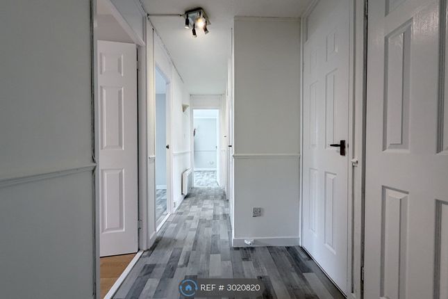 Craigbo Court, Glasgow photo 2