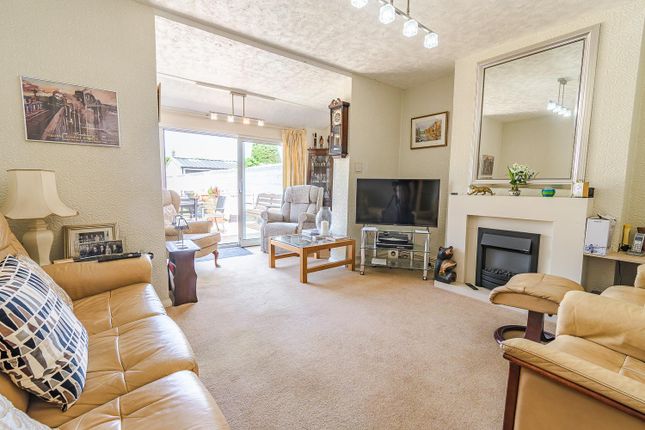 2, Dyffryn Place, Barry photo 4