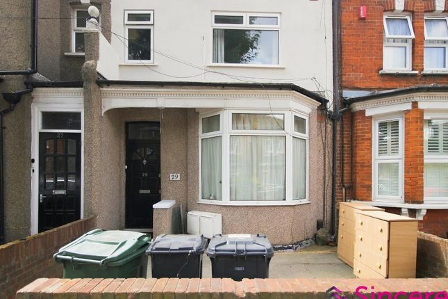 29B, Maude Terrace, London photo 2