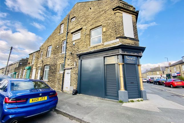 Flat to rent in Otley Road, Bradford, West Yorkshire