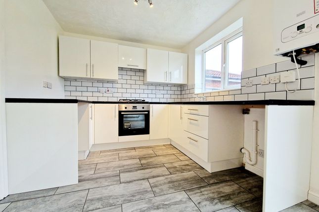 Detached house to rent in Billberry Close, Whitefield