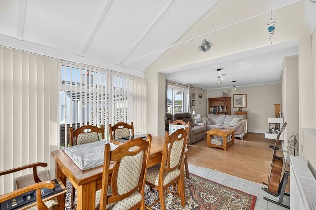 5, Hemerdon Heights, Plymouth photo 4