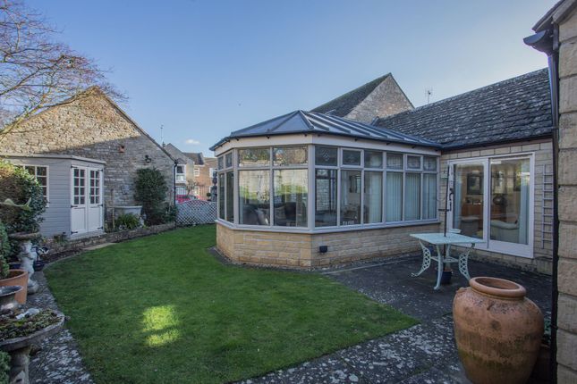 Barn conversion to rent in Main Street, Ailsworth