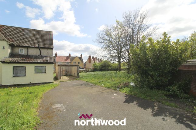 Semi-detached house for sale in East Avenue, Woodlands, Doncaster