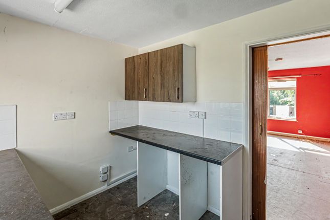 63 Waiblingen Way, Devizes photo 4