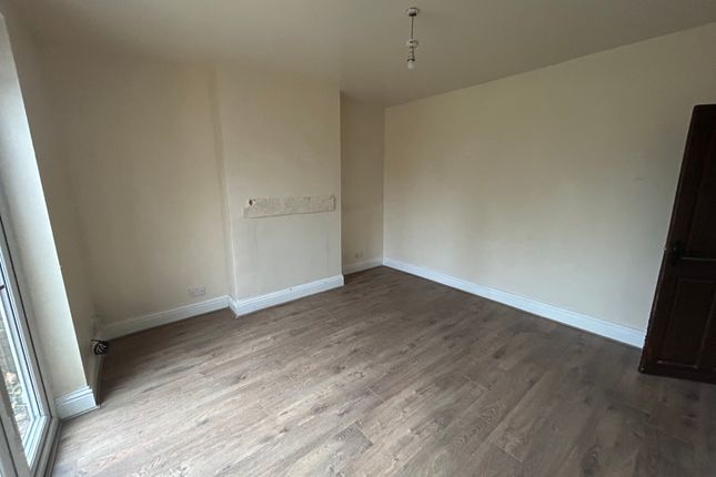 146, Wolverhampton photo 3