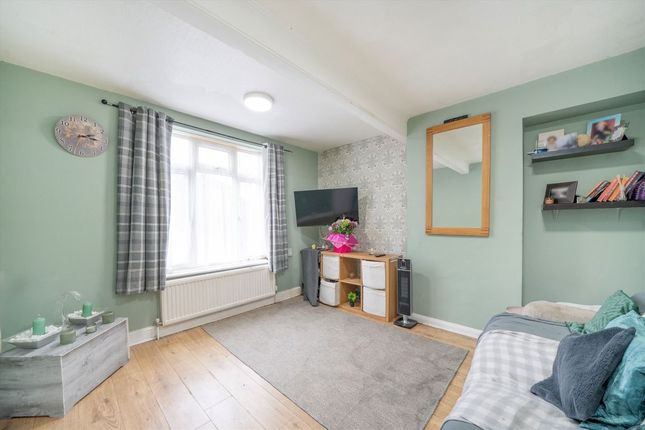 46, Hillyard Road, London photo 2