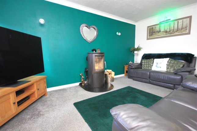 Detached house for sale in Bluebell Rise, Rushden
