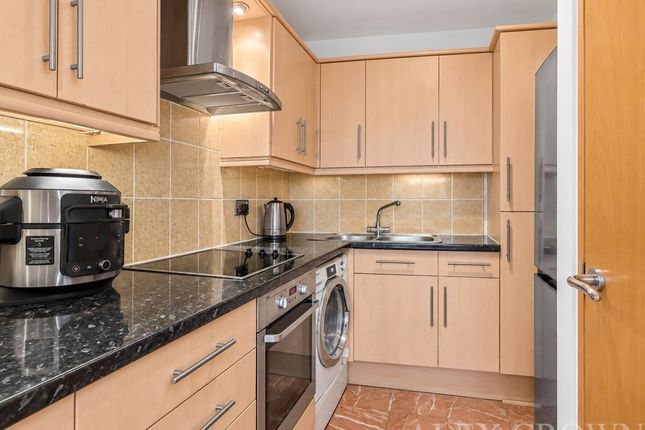 Manor House Court, 11 Warrington Gardens, London photo 3