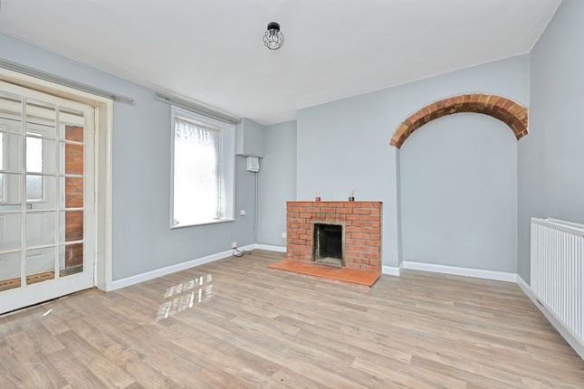 52, Brandon Road, Thetford photo 3