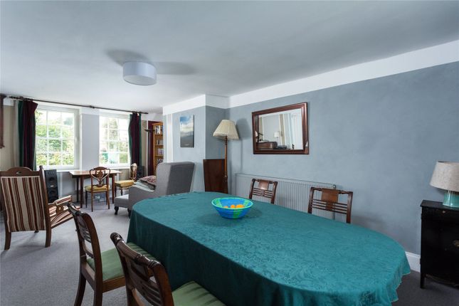 Sitting/Dining Room