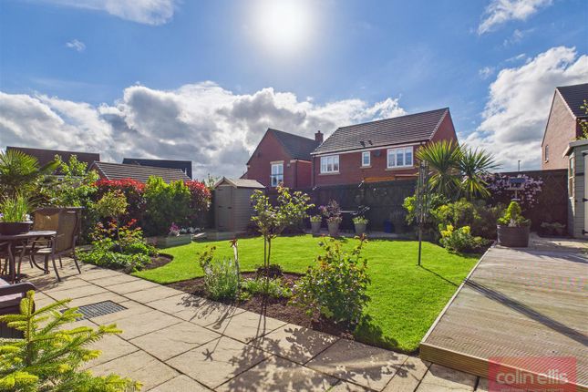 8, Ouzel Grove, Scarborough photo 2