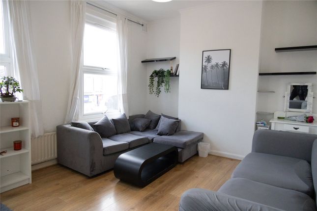 Thumbnail Flat to rent in Leytonstone High Road, London