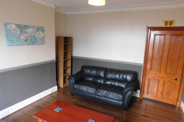 Thumbnail Flat to rent in Victoria Road, Torry, Aberdeen