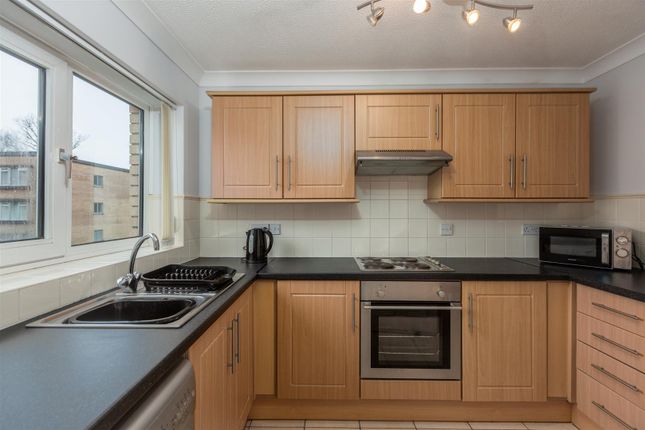 57, Long Oaks Court, Swansea photo 2