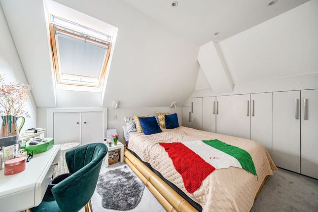 Flat 5, 48A High Street, Barnet photo 4