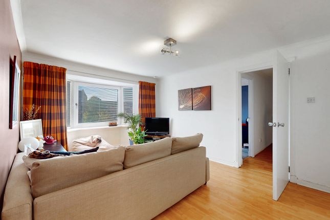 2/1, 6, Leyden Court, Glasgow photo 3